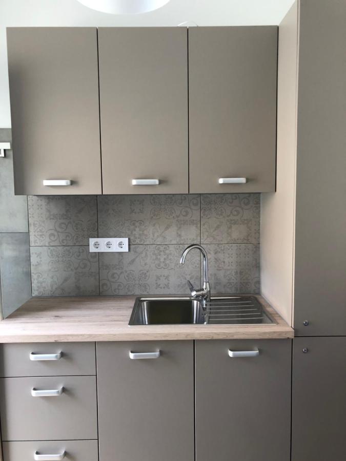 Avas Apartman Мисколк Екстериор снимка