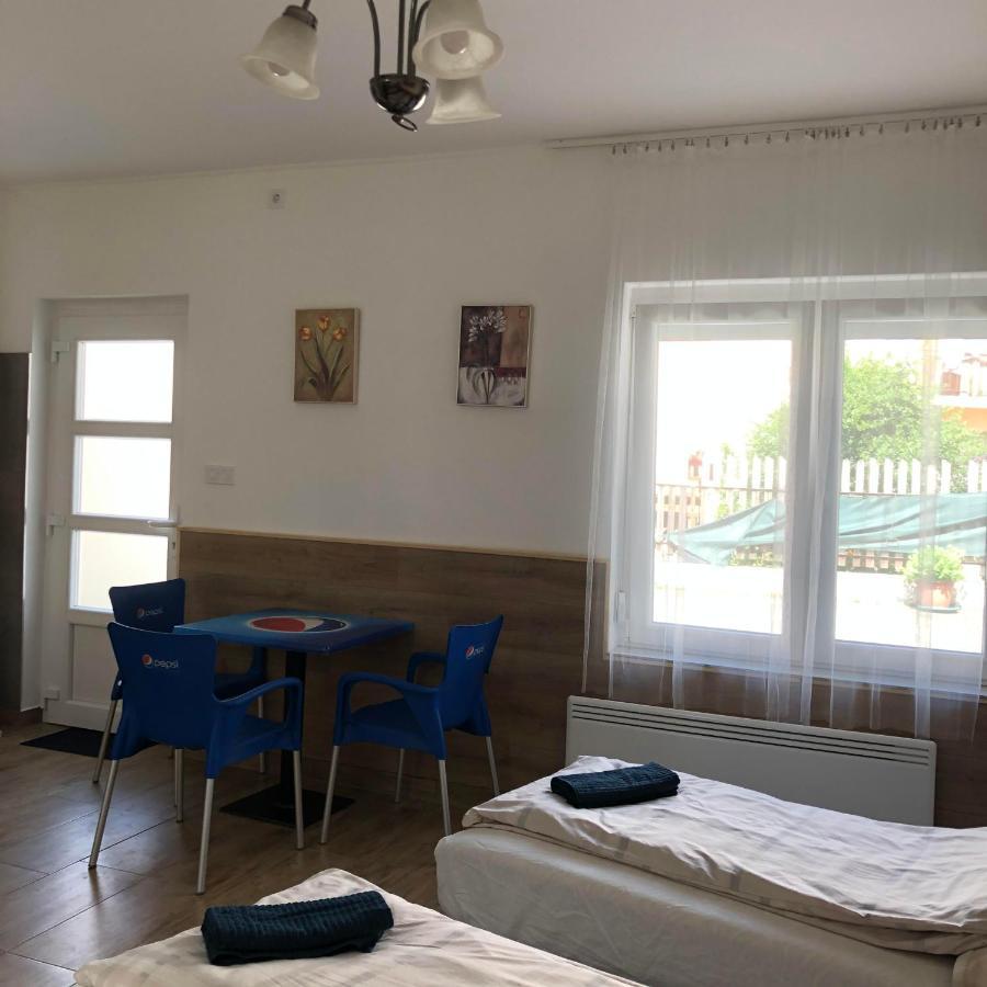 Avas Apartman Мисколк Екстериор снимка
