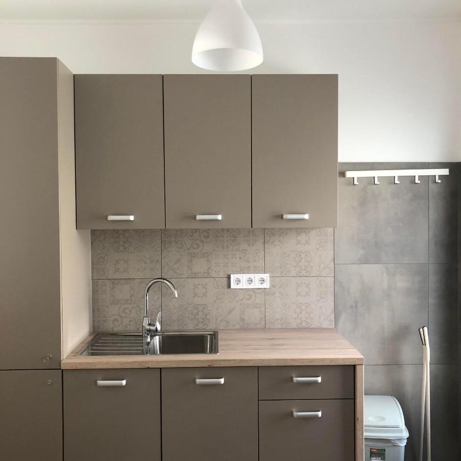 Avas Apartman Мисколк Екстериор снимка