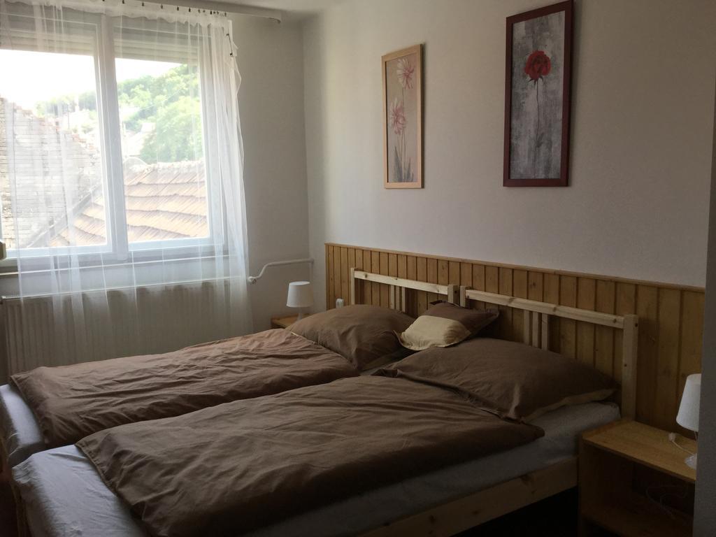 Avas Apartman Мисколк Екстериор снимка