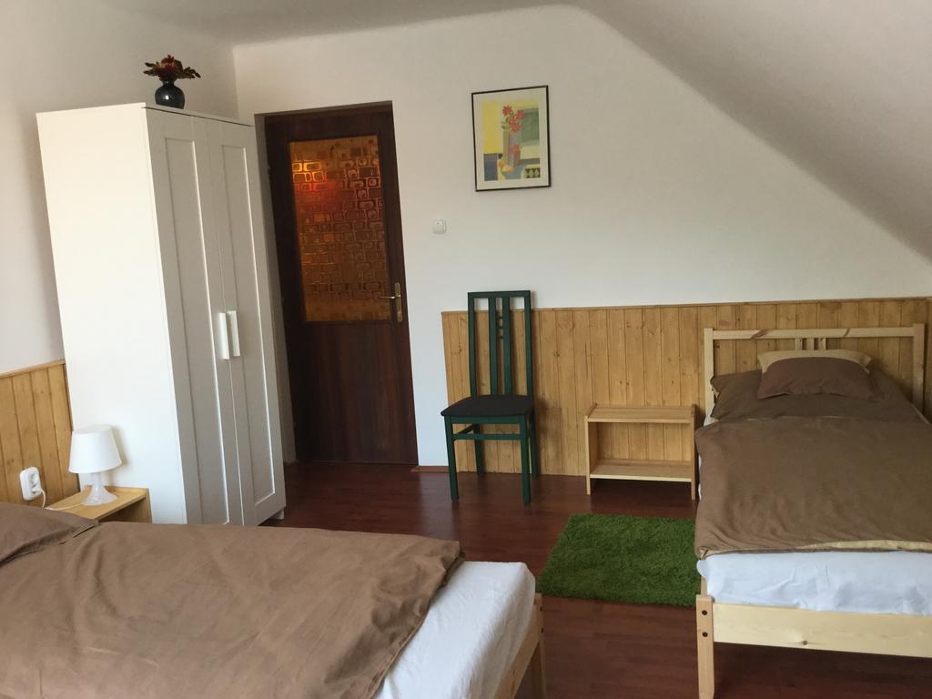 Avas Apartman Мисколк Екстериор снимка